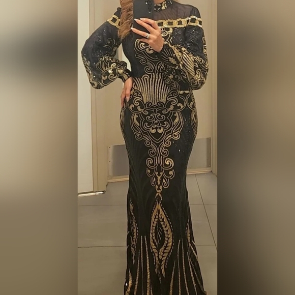 Black Embellished Backless Gown with Bishop Sleeves - Picture 13 of 13